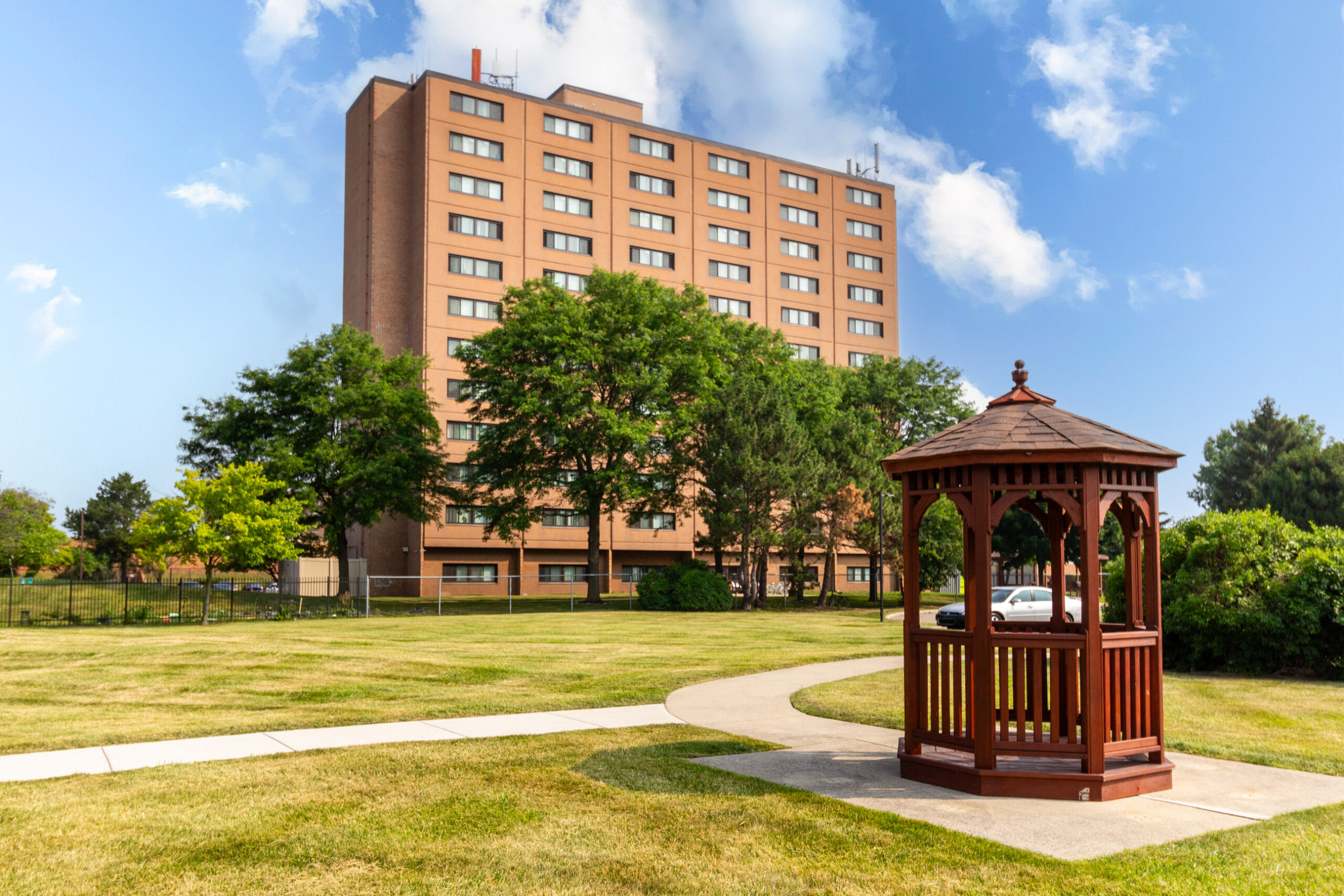 Belle Courts Apartments